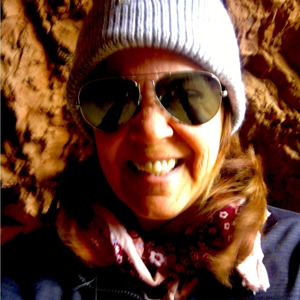 Meet your Posher, Lori